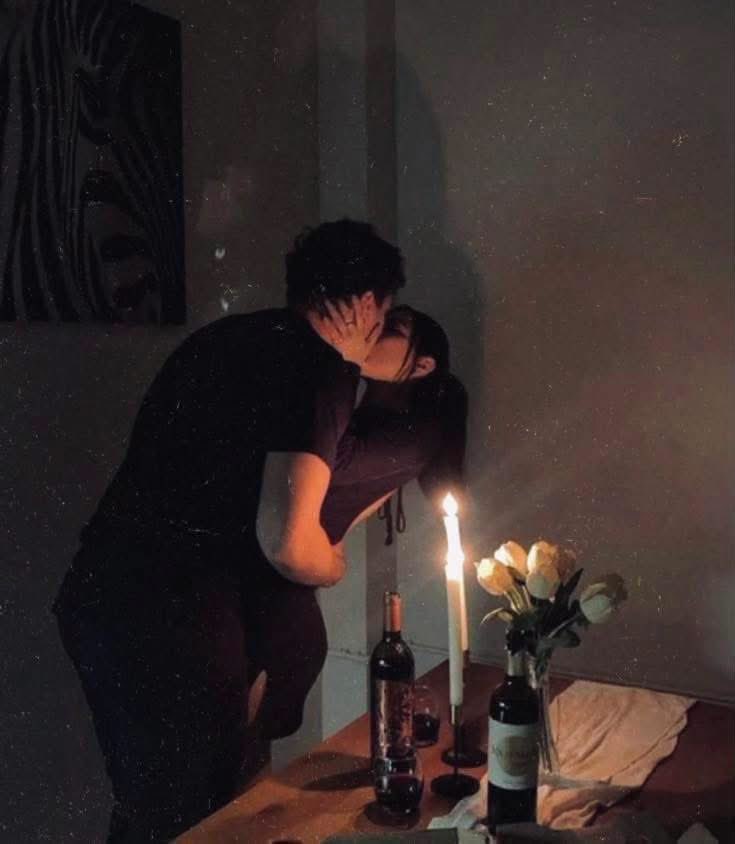 dilocondibujos_'s tweet photo. Una relación que dura necesita a dos personas que quieran cuidarla, que pase el tiempo y se sigan enamorando, eligiendo y estando ahí para el otro, que tengan ganas de compartir el café, la cama y la vida de ahorita hasta siempre. 
❤️♾️ https://t.co/00C4D0adzi