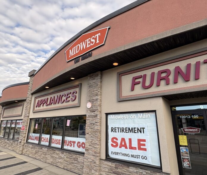963sunfm's tweet photo. Midwest on Main to close as owners retire after 41 years https://t.co/PzgkAB3Ydd via @My Grande Prairie Now #gpab #yqu #countygp #mdgreenview #yxj #ydq #fortstjohn #dawsoncreek https://t.co/zheNC5bhj9