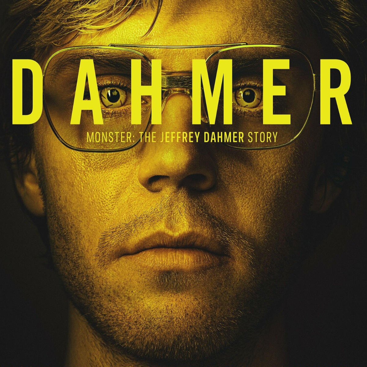 JonnGoldstein's tweet photo. Dahmer (2022): Dahmer es una miniserie estadounidense de drama criminal biográfico, La serie relata los asesinatos del asesino en serie Jeffrey Dahmer, desde el punto de vista de sus víctimas.

📽️ https://t.co/IbNTkI4DBz

#miniserie #terror #crimen https://t.co/EroAEUrCpT
