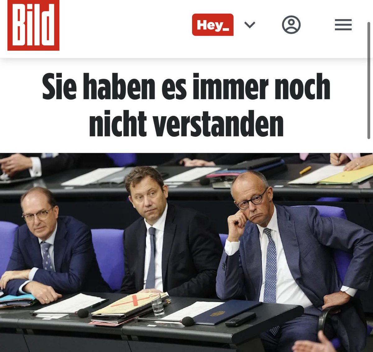 GeraldGrosz's tweet photo. Sie haben es immer noch nicht verstanden.
Sachsen-Anhalt war kein Weckruf. Es war eine Abrechnung. Und die nächste folgt.
Sie kapieren es nicht, weil sie das Volk nicht mehr verstehen. Weil sie abgehoben in ihrer Eliten-Blase sitzen und glauben, Brandmauern und Phrasen ersetzen Politik.
Merz stützt das Kinn, schaut betroffen – und ändert nichts. Rechts blinken, links abbiegen, Wähler betrügen. Scheinkonservative. Ausgedient.
Götterdämmerung in Berlin. Ausgemerzt.
Das Volk hat abgerechnet. Die nächste Rechnung kommt.

Mehr dazu in: 
„AUSGEMERZT - Das Ende der Scheinkonservativen“ - das brandaktuelle Buch von Gerald Grosz: 
Jetzt BESTELLEN:
•  Amazon: https://t.co/LEs6Xbau1B
•  Thalia: https://t.co/3L2Gyq4tNa
•  Hugendubel: https://t.co/vsiFsHvTqe
•  Morawa: https://t.co/zk7SVH5tCq