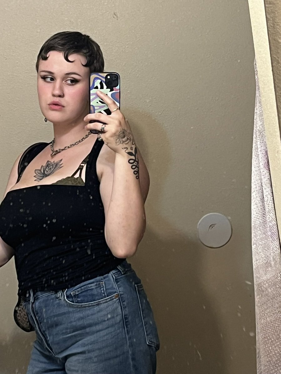 maxxiepoo222's tweet photo. From now until my birthday tou can get 50% OFF my entire OnlyFans page! Don’t forget to tip 😌
Get it below! ⬇️

https://t.co/B96G55bmR8 https://t.co/kuHnezhqbt