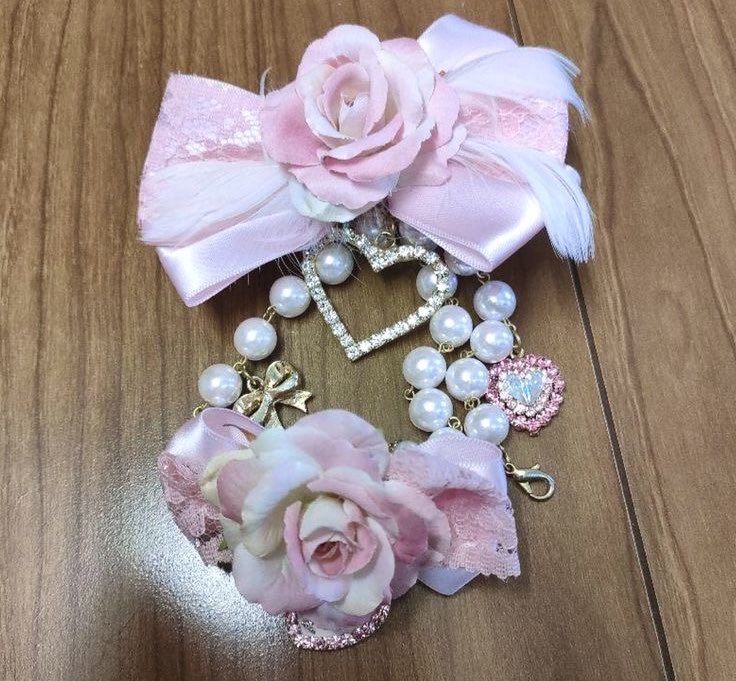 heartzjpg's tweet photo. accessories like these are everything to me https://t.co/GIHS7VsCLC