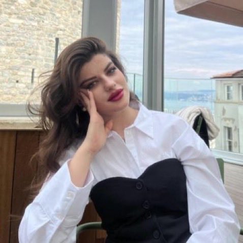 9knews's tweet photo. Ayşe Tokyaz cinayeti davasında katil Cemil Koç, ağırlaştırılmış müebbet hapis cezasına çarptırıldı. https://t.co/TjNfLvprnB