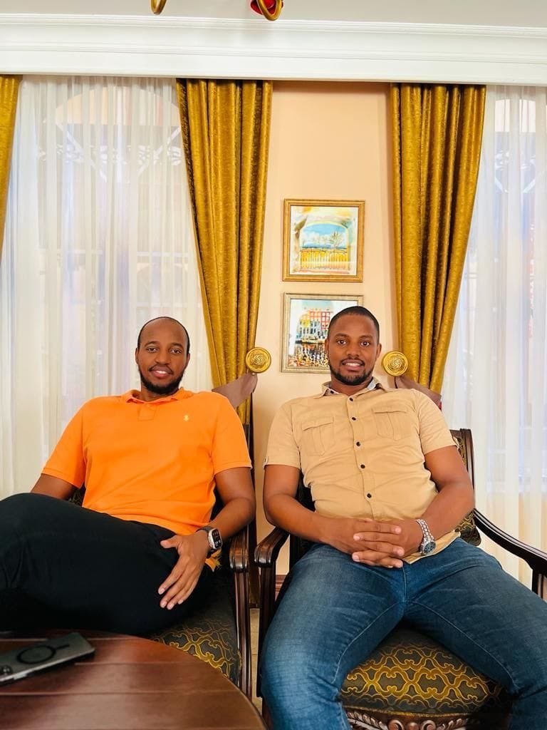 Tommujungujr's tweet photo. If it’s not baby Oyo it’s prince yoweri. Wait for it. https://t.co/3SyHvJIAEZ