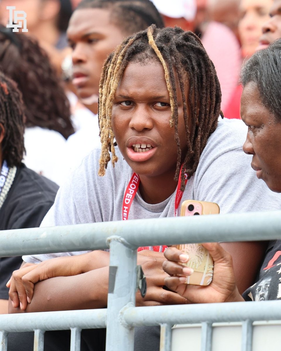 mickdwalker's tweet photo. NEW: The Buckeyes are up to five commitments in the 2028 class and the next one could be come this fall 🔜

Details: https://t.co/yKvx9WgIxt https://t.co/nY4lYwn5hb