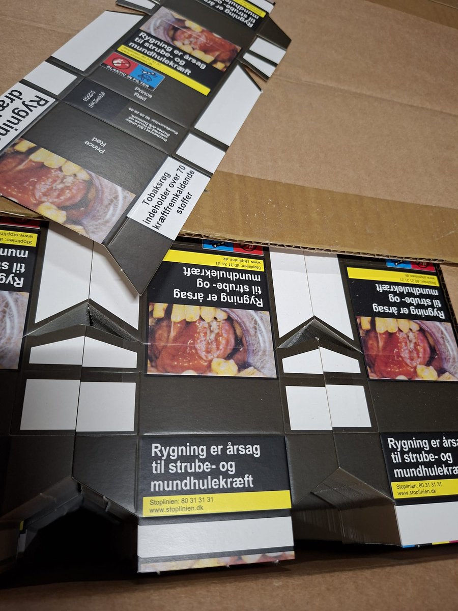 SPFFinances's tweet photo. 🚬 Nos équipes des douanes ont démantelé la 12ème fabrique illégale de cigarettes de 2026, ce matin, à Ninove.
Une opération menée en collaboration avec la police locale et la police judiciaire fédérale.
🔍 11 personnes interpellées
📦 4.450.000 cigarettes saisies https://t.co/Nuvlc0ZZJ6