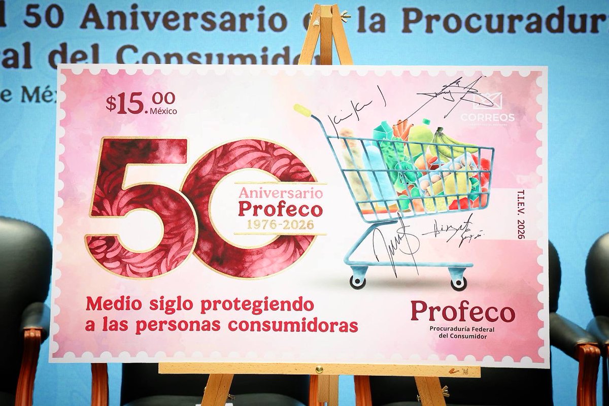 Carlos_UlloaP's tweet photo. Agradezco la invitación a la emisión de la estampilla postal conmemorativa por el 50 aniversario de @Profeco.

Fue un gusto compartir este momento con @violeta_abreu , directora general de @CorreosdeMexico, y César Iván Escalante Ruiz, titular de #PROFECO.

Medio siglo de trabajo en favor de los derechos de las y los consumidores es motivo de reconocimiento y celebración.

#50AñosPROFECO #CorreosDeMéxico #México