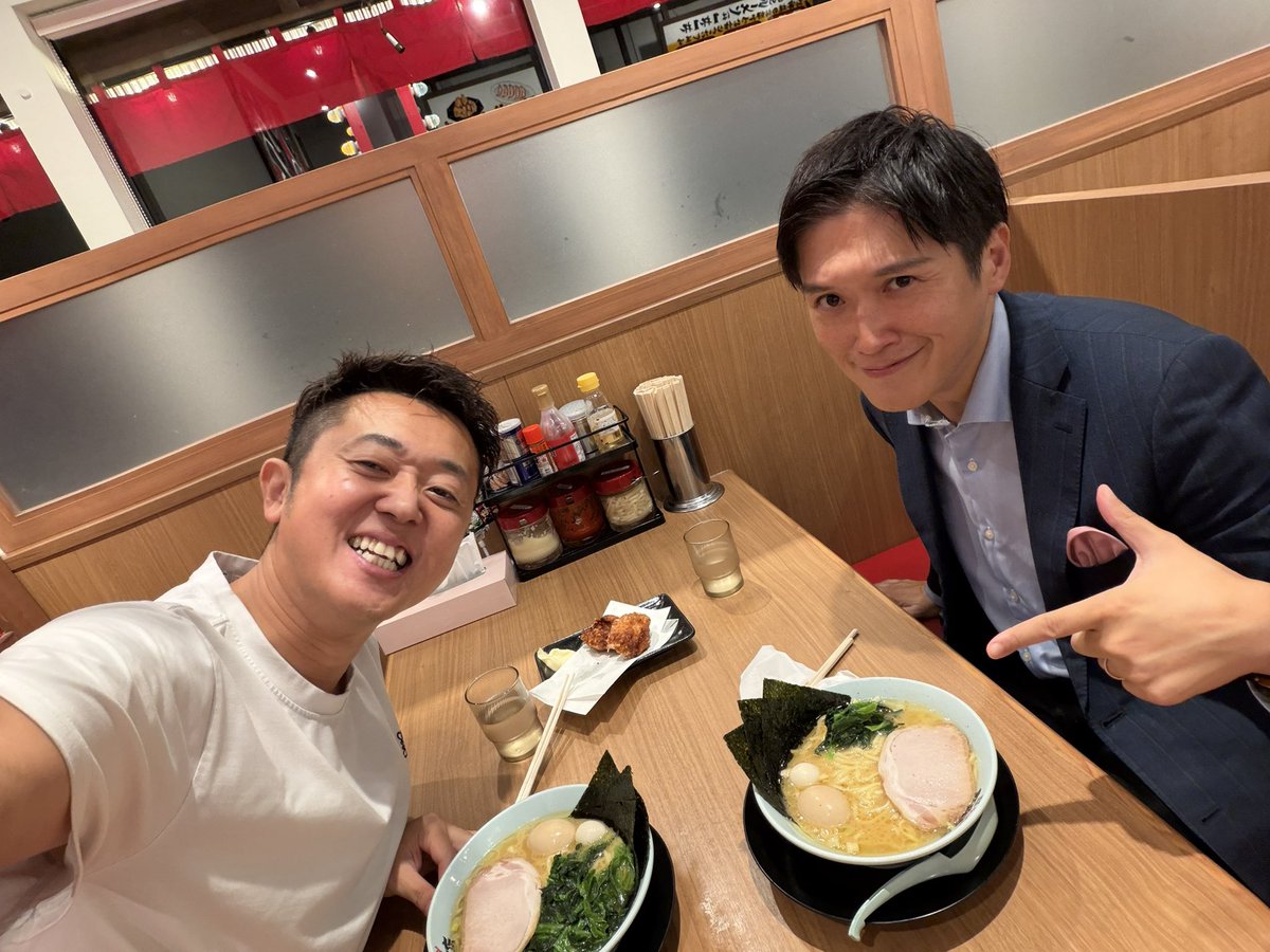 MINAMI_HAYATO_'s tweet photo. 試合後に生明くんとラーメン🍜
お疲れ様でした🙏
#chibalotte https://t.co/rwmMLu03DC