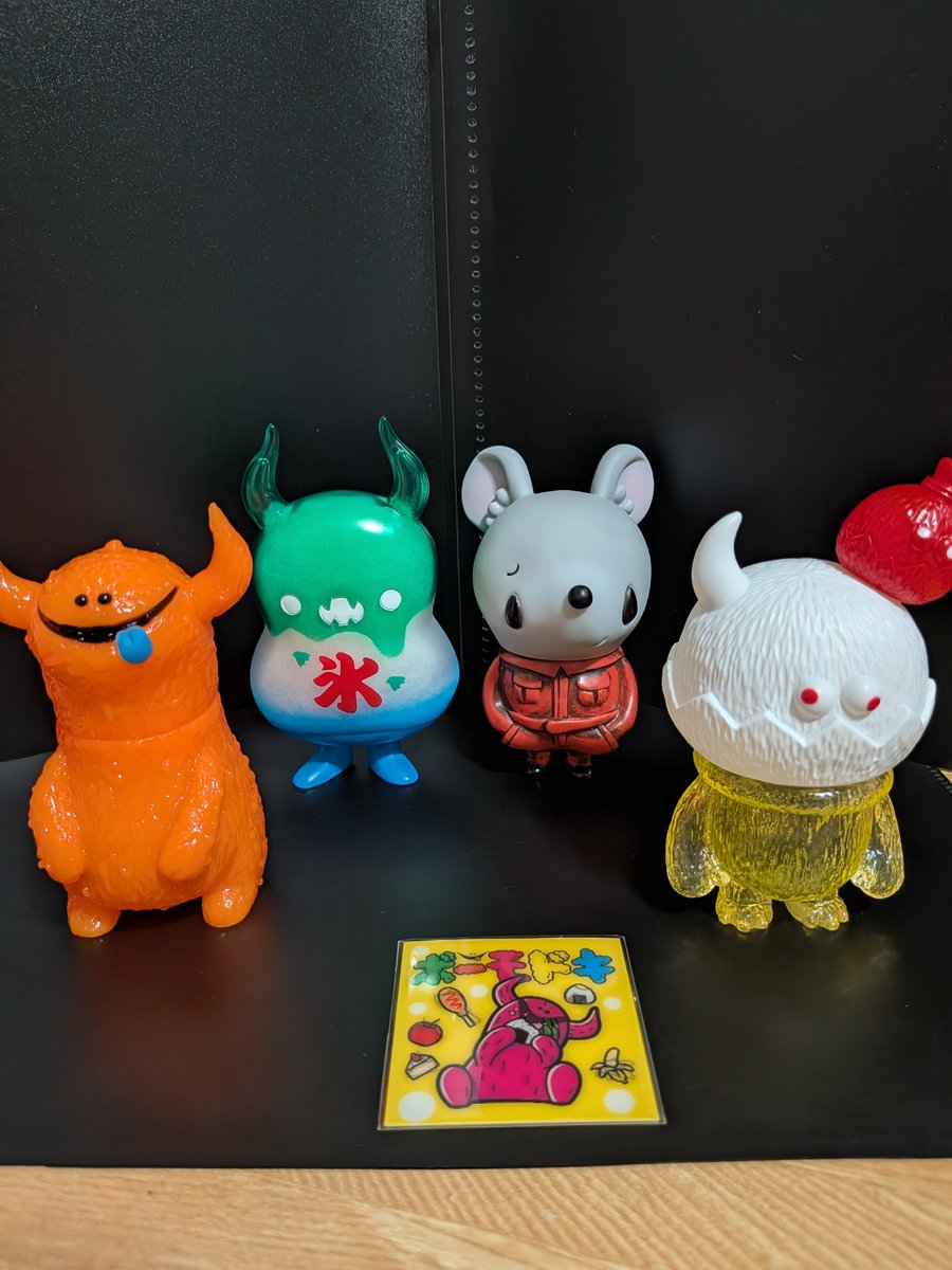 purores's tweet photo. 久しぶりにちしまこうのすけさんのソフビを買った。
今回は珍しく欲しいのが全部買えた。
どれも可愛すぎる。
タグも全部違ってて良い。
#ちしまこうのすけ
#ソフビ https://t.co/Siw6cXl9f7