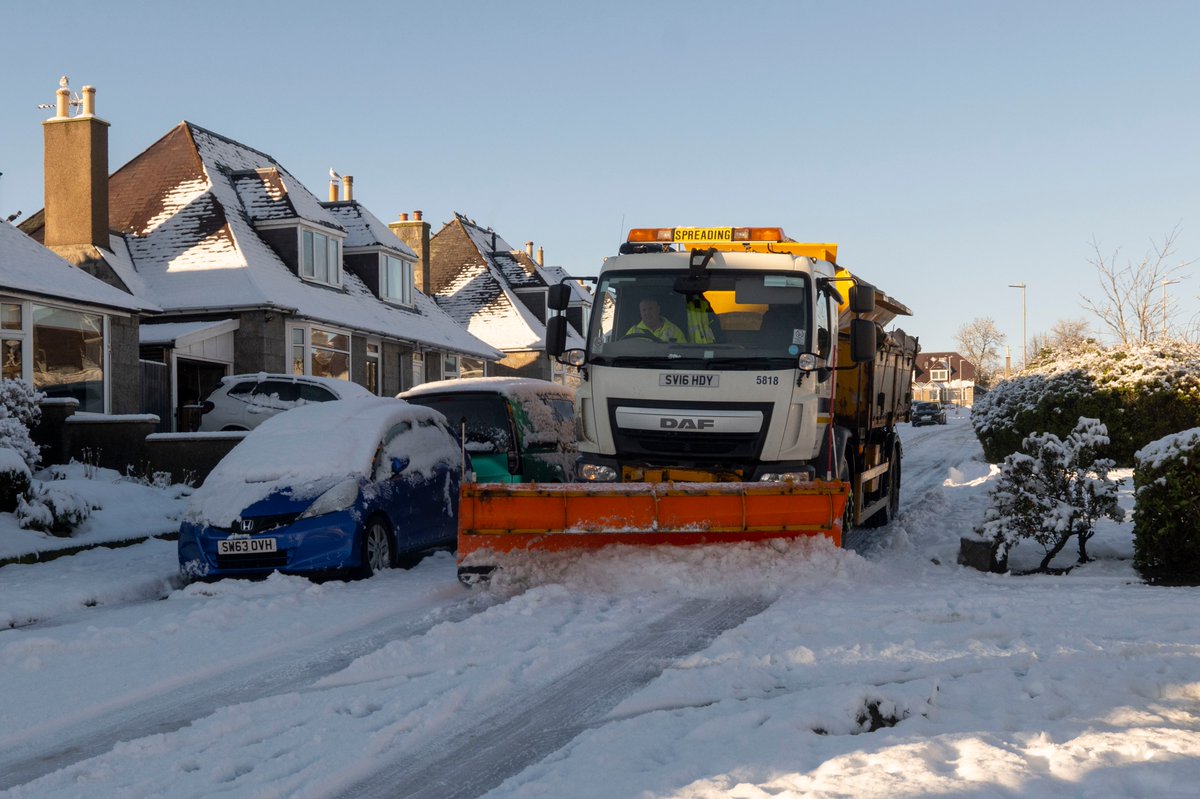 AberdeenCC's tweet photo. An extra £200,000 has been added to this winter’s budget for gritting roads and pavements in Aberdeen with an anticipated spend of £1,774million for the 2026/2027 season.

Read more here: https://t.co/UD48OBgPmN https://t.co/EaI15luUJZ