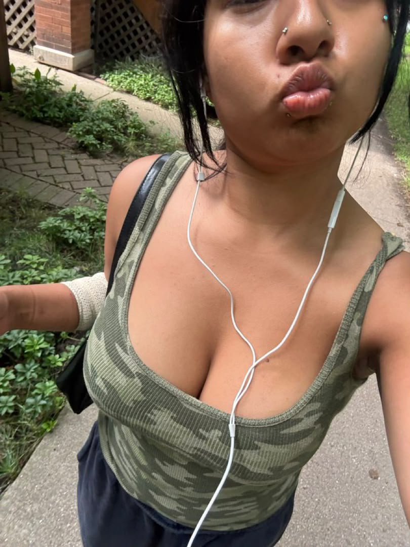 juanita_av13's tweet photo. Heyy boys? Your booking can start coming in for to night 😉😘
#sacramento #916 #sac #elkgrove #sactown #southsac #rocklin #ratchet #wow #hood #natomas https://t.co/dwMPweFL7n