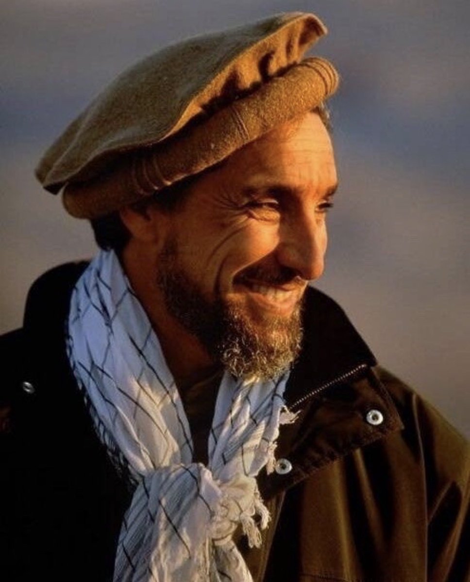 Mufti468004's tweet photo. #ملي خاین ، یواځې دی نه بلکې ټول پلويان او ستایونکي یې https://t.co/awGNsxqCxN