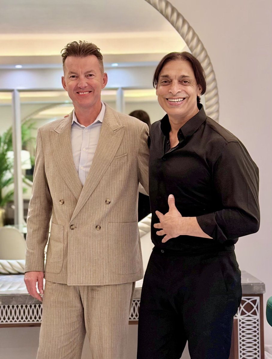 shoaib100mph's tweet photo. Back with one &amp; only @BrettLee_58 in Dubai. A lot coming up. We're back at @ILT20Official . https://t.co/WqRYP2vrHd