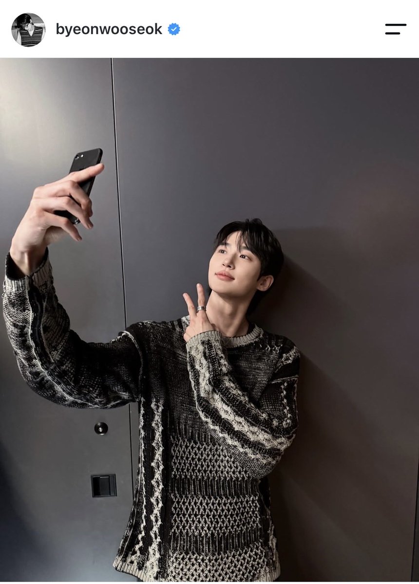 LILY626tik1's tweet photo. ウソク、
横浜ファンミ
インスタアップありがとう💙
ウソクが焼いた卵焼きかな？

Byeon Woo Seok  IGより

#byeon Woo Seok
#kdrama
#ピョンウソク
#韓国俳優
#韓国ドラマ
#センイル渡韓
#ピョンウソク聖地巡礼
#推し活 https://t.co/8mnB0AYLyB
