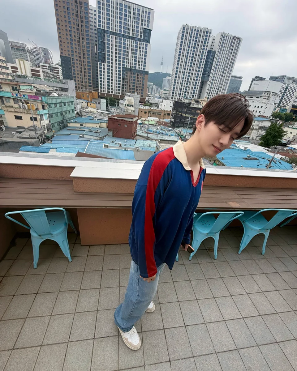 Always next to LEE JUNHO 💛 on X: 