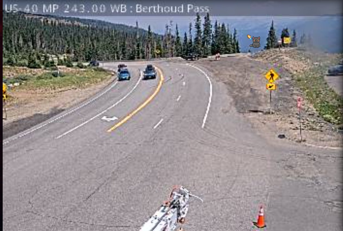 MountainTimeDJ's tweet photo. @DaAngryOstrich Gray kitty (meow!) near top right, is where they went over. there's 3 switchbacks below it. https://t.co/N3l8HnHSUV
