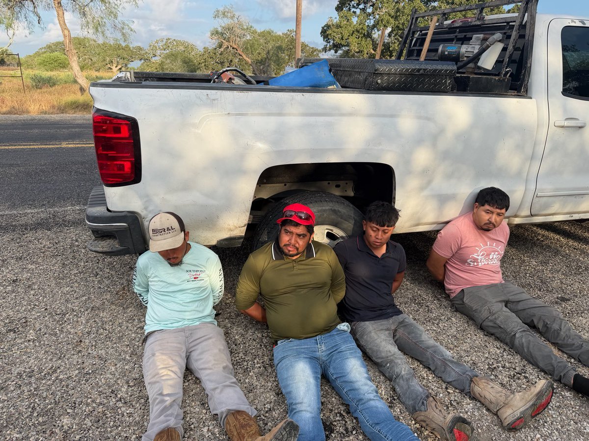 OLSTaskForce's tweet photo. This morning, the Goliad County OLS Task Force Lieutenant made a traffic stop near the community of Fannin and found that all four Hondurans in the truck were illegally in the U.S. They have been turned over to ICE for deportation proceedings. #olstaskforce https://t.co/rDozTGCdME