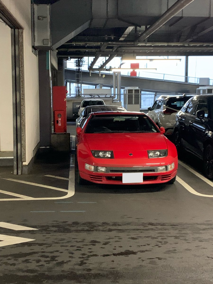 z32_93's tweet photo. イオンの駐車場でこれだから嫌んなっちゃう…🤦‍♂️笑 https://t.co/T2Uobz9Tfd