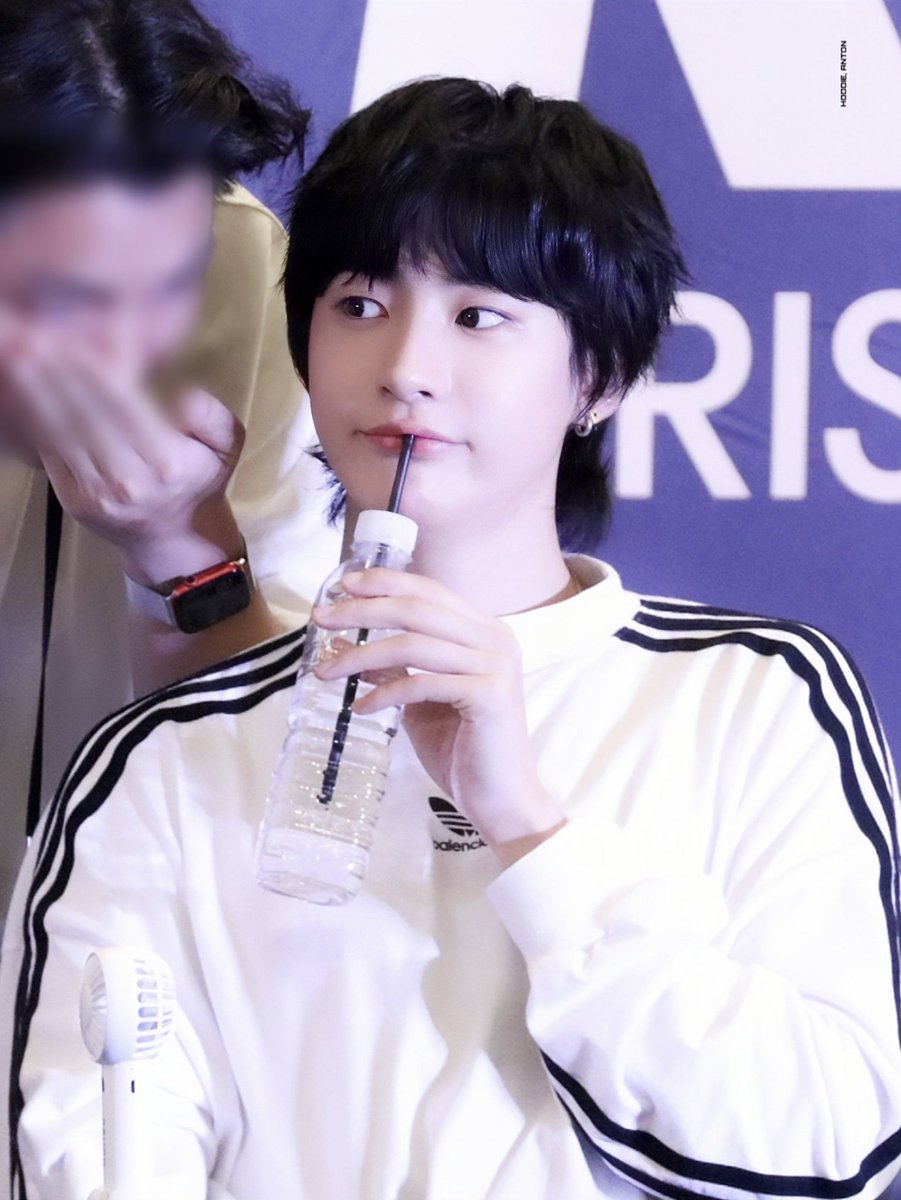 timeto_anton's tweet photo. 230910 에버라인 공개 대면 팬싸

Ⓒ HOODIE_321 
Ⓒ OCEANIC4321 

#앤톤 #ANTON #アントン https://t.co/jQQaYdPUN4