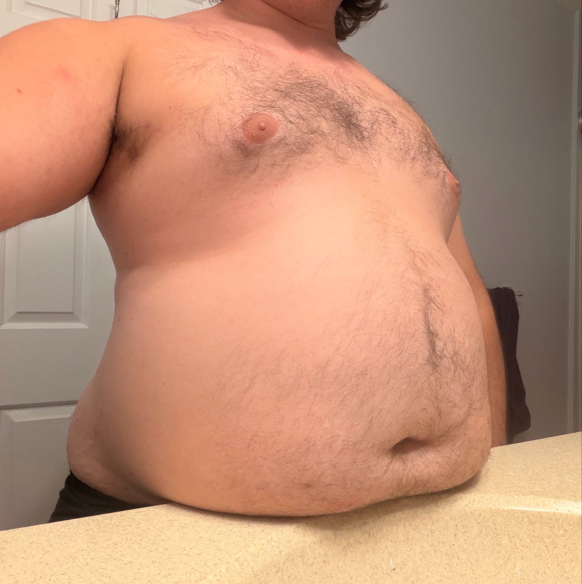 Dad_Bod_Thicc's tweet photo. Wide Load Wednesday 🐷 https://t.co/RYyCWByOdu