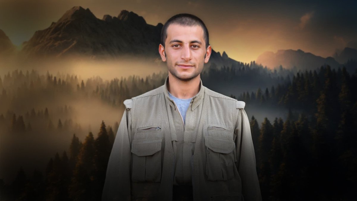 ararraatt__'s tweet photo. Şehîd Aras Piling Goyî - Mesut Paksoy

Dîlok https://t.co/XtyuUEY4mv