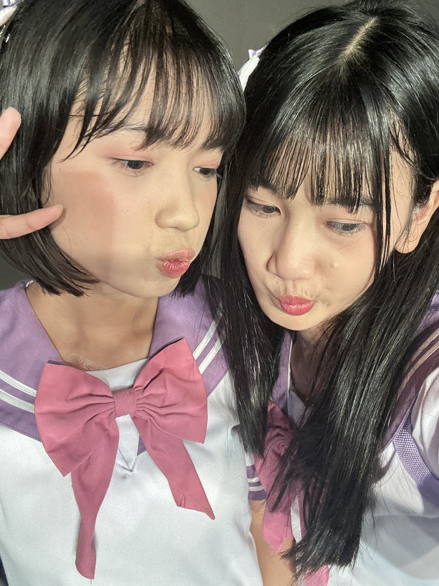 Maira_JKT48's tweet photo. Semuanyann terimakasihhh Pajama hariii iniiii🫰🏻🩷🩷 sudahhhhh nonton MVnya belummmmm 💘🫰🏻 #MaiStage https://t.co/Lj3Q3kaRIs