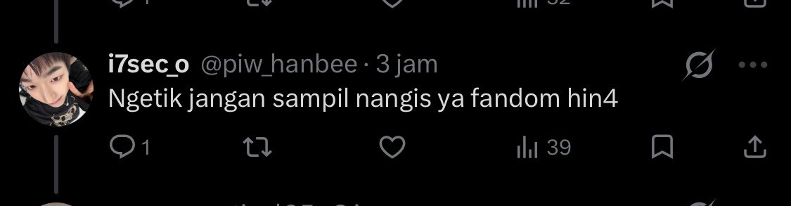coertisol05's tweet photo. @sei2uo @marschocoo_ lu ngomongin diri lu sendiri ga si? yg emosi dari tadi aja lu, sumbu pendek kesenggol dikit egonya langsung spread hate, mana ga ngaku habis ngatain org, jelek bgt pola pikir lu sorry https://t.co/qEAhBCbM9m