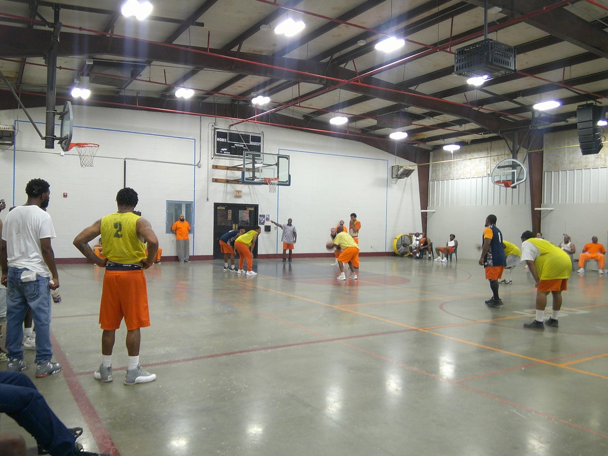 OklaDOC's tweet photo. Tournament champions! 🏆

Alpha Unit took home the title in last week’s final tournament! The competition brought everyone together, with inmates from other units cheering on their teams. 🎉👏

Great sportsmanship and teamwork all around. Congratulations, Alpha Unit! 👏🏆 https://t.co/V92uVnxNuH