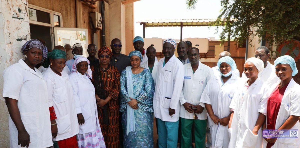 NationMali's tweet photo. 🚨🇲🇱 EXPLOIT MÉDICAL AU MALI ! 

Le CHU Gabriel Touré réalise une première avec la séparation réussie de bébés siamois, reliés par un système digestif et urinaire commun. https://t.co/oVMxTHovNZ
