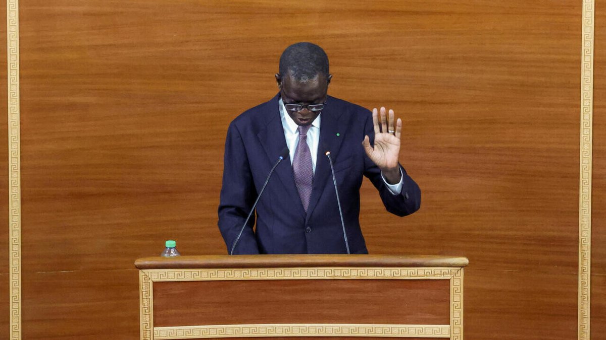 RFI's tweet photo. Sénégal: le Premier ministre convainc avec sa déclaration de politique générale
➡️ https://t.co/YOSIour0Pd https://t.co/gU4xXJAWkR
