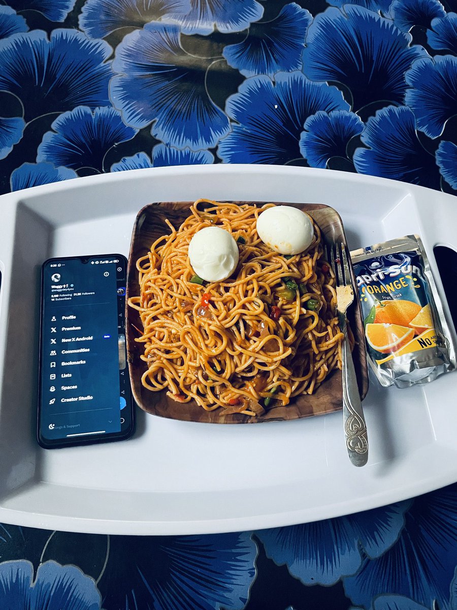 S_kyy001's tweet photo. You get mind Dey oppress me with your f00d niche😭😭

How e come be now😂😂😂🫵🫵🫵🫵 https://t.co/pFgU9nXgZS