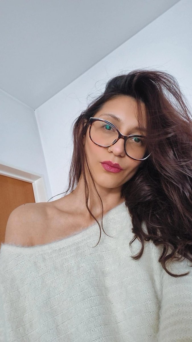 youronlystella_'s tweet photo. Just me, feeling a little too cute today 😏 You agree?

#selfies #hotgirl #fypシ゚viral  #trendingnow #california #foryoupageシ https://t.co/olSQc5xjux