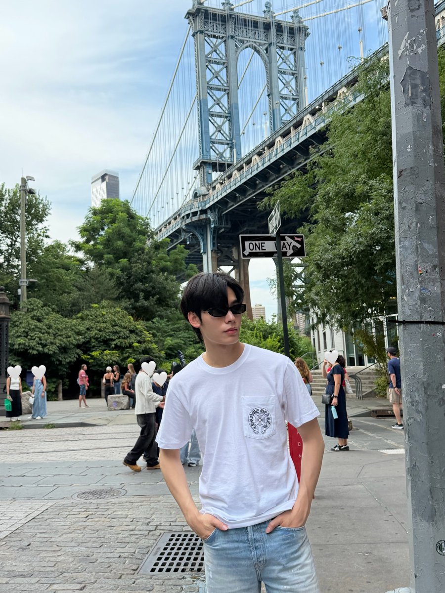 zjmoon_ tweet picture