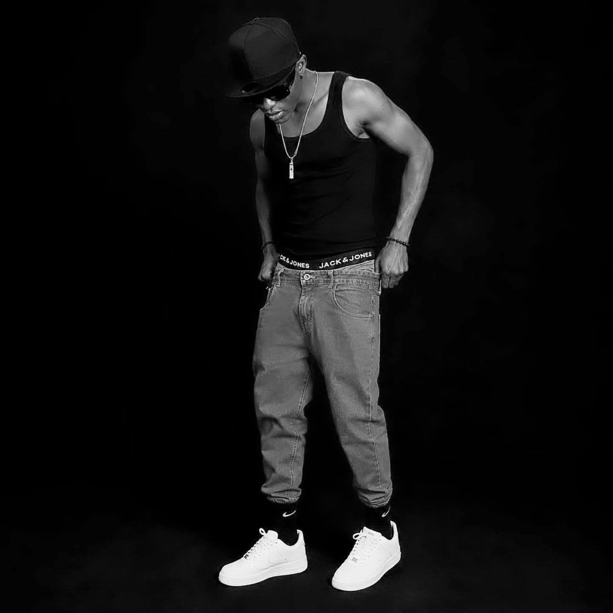 proftbrandz's tweet photo. I hate stress.. shit makes me vex
https://t.co/lTBNCvwsmX https://t.co/zWOGwtmQJu