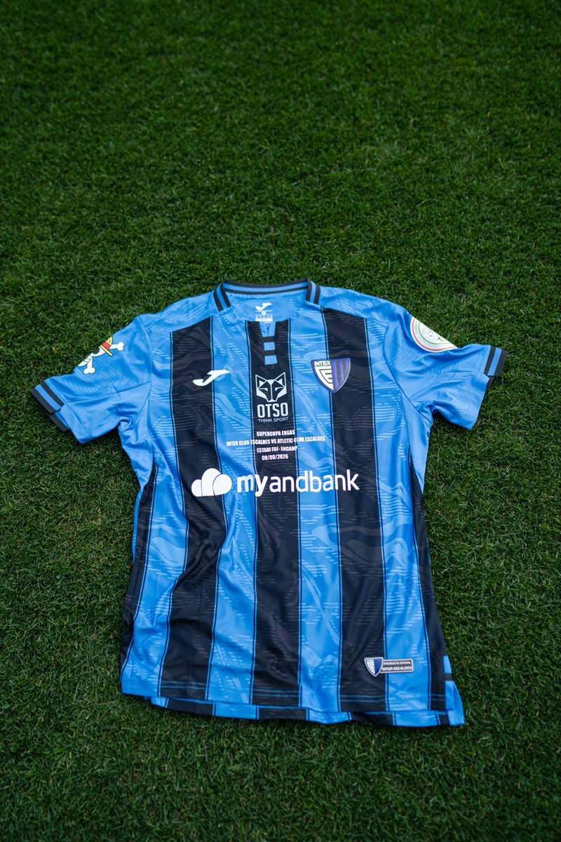 interescaldes's tweet photo. 👕 Ja les tenim!!!

Aquí les samarretes temàtiques que l'Inter estrena a la Supercopa, en col·laboració amb Otso Sport.

Avui, la nostra samarreta llueix dissenys d'anime en una edició especial.

#seremmés 💙🖤 https://t.co/N61CrBpPUz