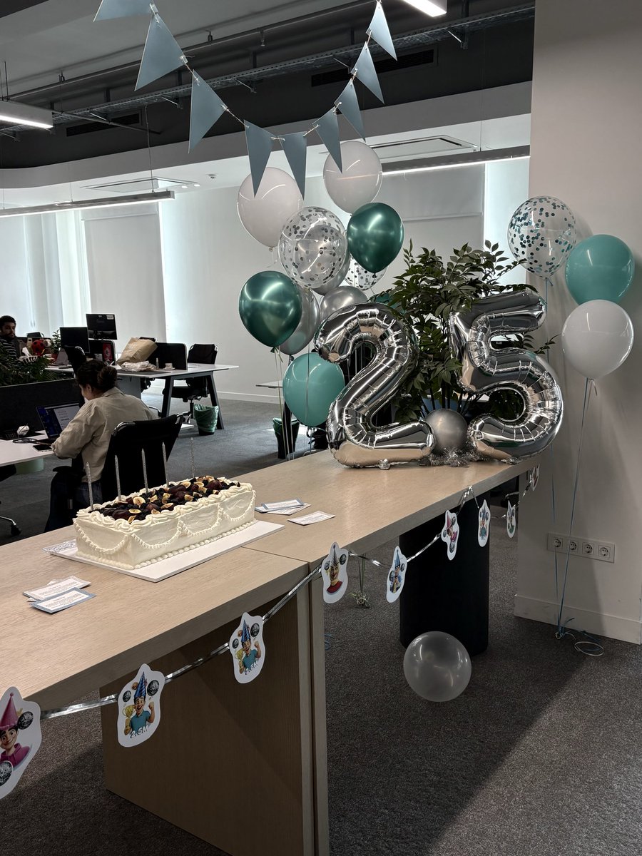 heydiyar's tweet photo. اسنپ پرو امسال ۲.۵ میلیون یوزر شد =) https://t.co/yx1ZLmiecm