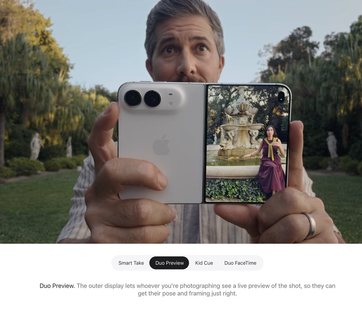 abrilzucchi's tweet photo. apple finally solved the bf photography crisis https://t.co/mh7Q6c4tqy