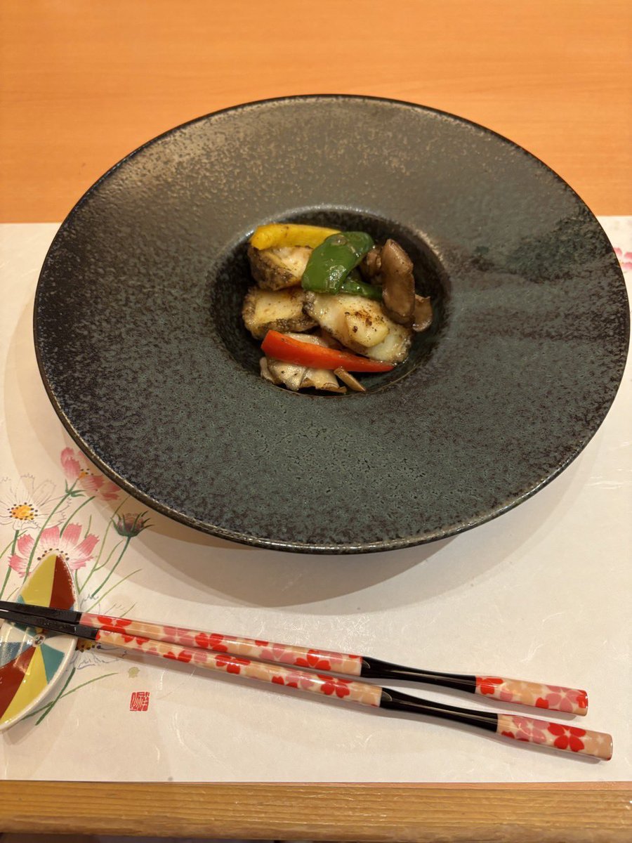 Aluto_shogi's tweet photo. 長野旅行行ってきた！
一日目と二日目の夕飯 https://t.co/nfIDMpG0JR