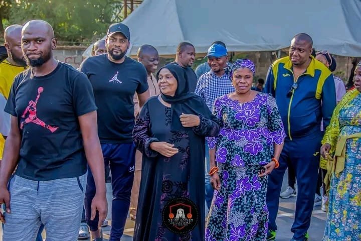 EstherJose72852's tweet photo. For years, long before there was any title attached to his name in basketball, Dr. Abdullahi Mustapha was already showing up for the game.

Now, perhaps it’s time the game took notice.

#AjannahLegacy #GrassrootsBasketball #NorthCentralBasketball https://t.co/gnbLYjiFaW