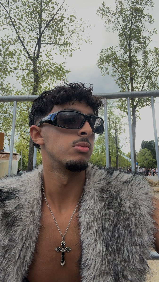 WassimOhn's tweet photo. Katseye I’m coming 🫦 https://t.co/2nNQnoNhCo