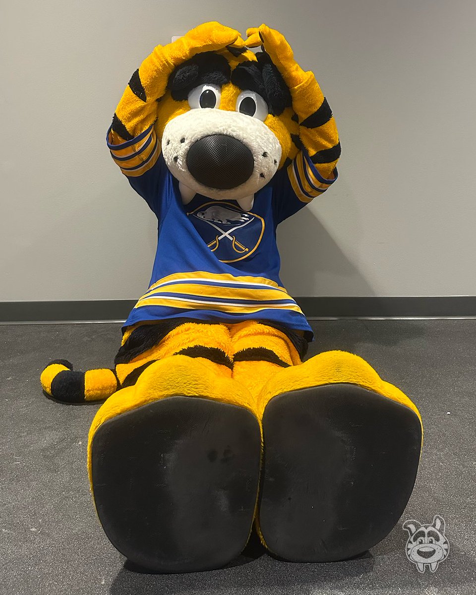 Sabretooth_NHL's tweet photo. Give me a V-O-T-E 🗣️

Vote for me for best mascot —> https://t.co/AKx9Ggz3uK https://t.co/PoP2AQXBhO