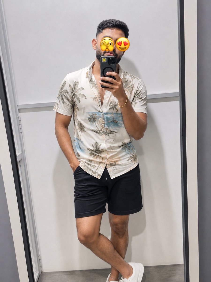 ShanMithun4vj's tweet photo. 🤍
#srilanka #fypシ゚viral #foryou #x #itsme #viral 
@ChathuraDias077 @VikneshDaniel1  @vihanga_1993 @supirikolla00 @FlybeeX @ashancolombo @earthyskinned @GayLankan @Nun12310731725 https://t.co/ZDrPRj2iiv