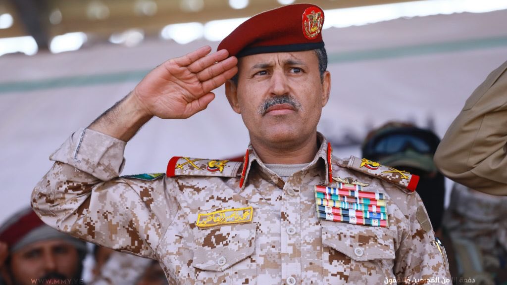 umtikrit's tweet photo. أنباء متداولة عن مقتل المطلوب رقم 7 للمملكة العربية السعودية ..

 الأنباء تتحدث عن قضاء القوات اليمنية على وزير دفاع الحوثيين اللواء الركن " محمد العاطفي "، وعدد من القادة العسكريين أثر غارة جوية. https://t.co/rhBWLDZ2hO