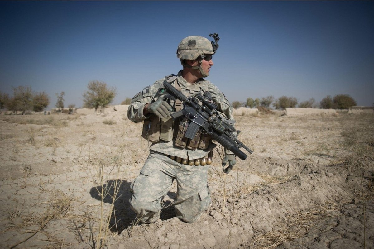 BlueCordCSM's tweet photo. 🪖WHY DID EVERY GWOT VETERAN WEAR THEIR KNEE PADS AROUND THEIR ANKLES? 

Because you started the patrol with them perfectly positioned on your knees.

Then you walked 100 meters. Pulled them back up. Walked another 100 meters. Pulled them back up again.

By the fifth time, you just said:
“Fuck it. If I need them, I’ll pull them up.”

You never pulled them up. Bro, I hated them so much! 

And that's how an entire generation went to war wearing $30 tactical ankle bracelets, or throwing them away and getting yelled at by the CSM.

@Boots_N_Chutes Podcast
@cmrowe77