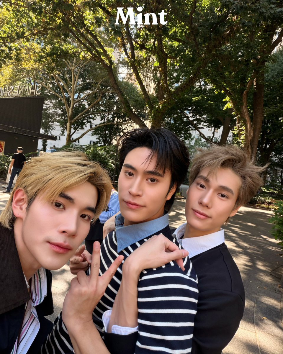 mintmag_th's tweet photo. ไวบ์ดี! #MintReports เสิร์ฟภาพ 3 หนุ่มสุดเท่ ‘เจมีไนน์-โฟร์ท-ภูวินทร์’ แบรนด์แอมบาสเดอร์ของ Tommy Hilfiger ในวันสบาย ๆ ก่อนร่วมชมโชว์ Tommy Hilfiger Spring 2027 Runway Show ณ The Plaza New York 11 กันยายนนี้💚

#phuwintang
#fourthnattawat
#gemini_nt
#TommyHilfiger
#MintMagTH https://t.co/66W7ILi01Y