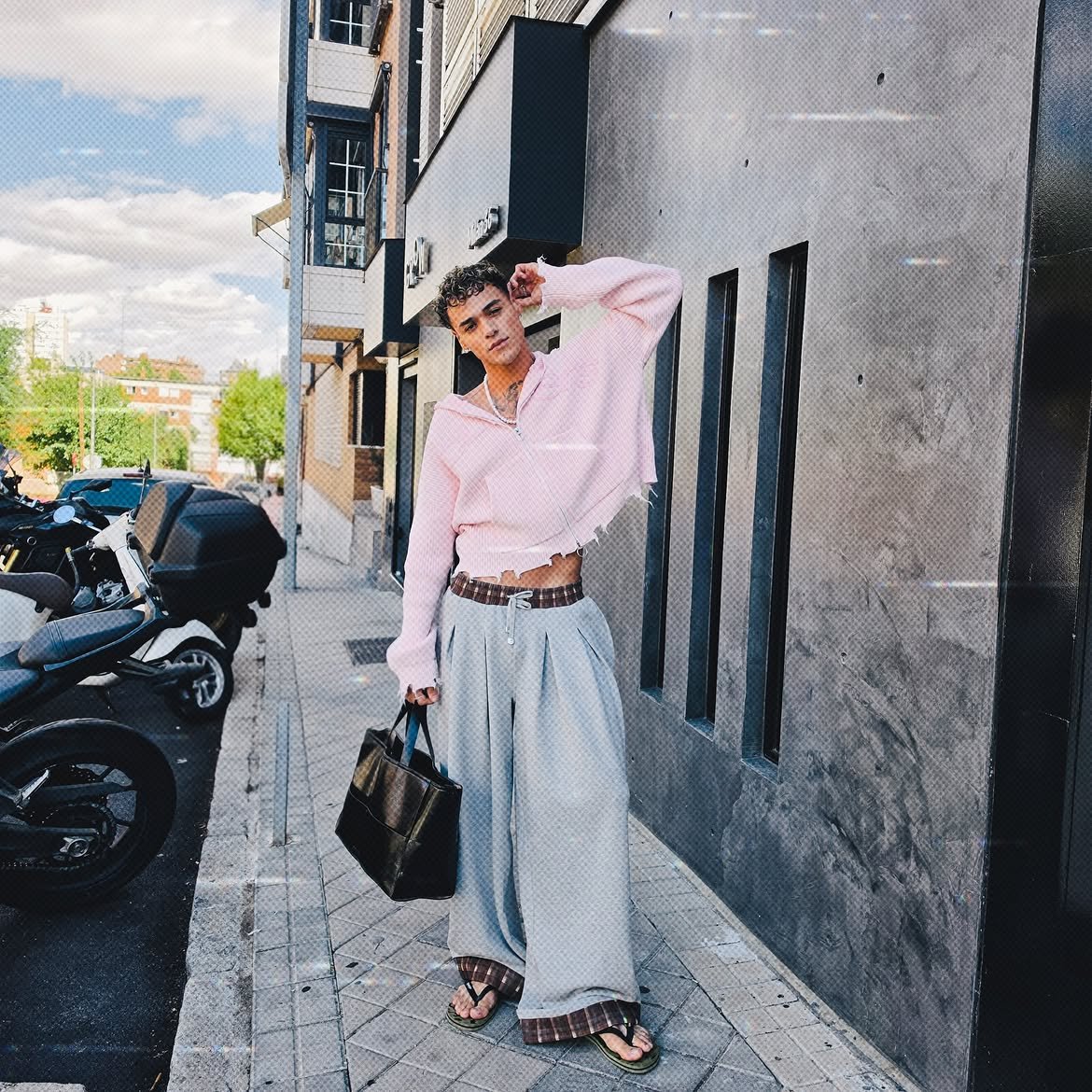 stbvnews's tweet photo. #DREW beautiful photodump via Instagram:

"Spain, I adore you 🇪🇸"

#SANTOSBRAVOS https://t.co/0mo1ZRz1rl