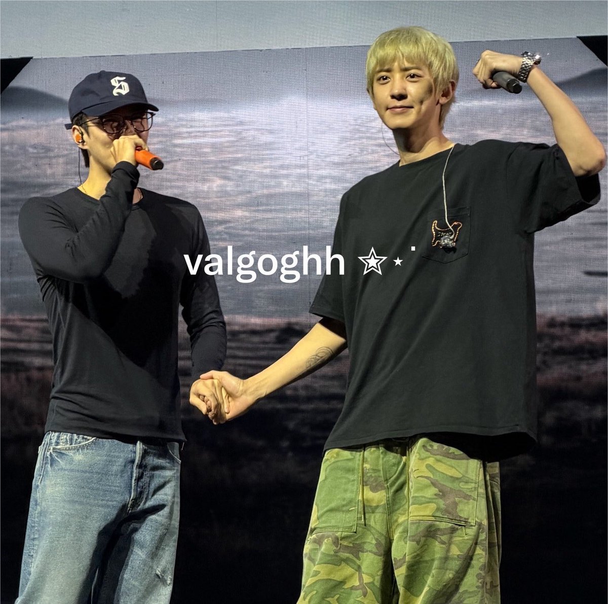 sehunddalgi's tweet photo. okay icb i missed my entry for sechan day but #HappySeChanDay (get married already pls) https://t.co/9uPpmctOrM