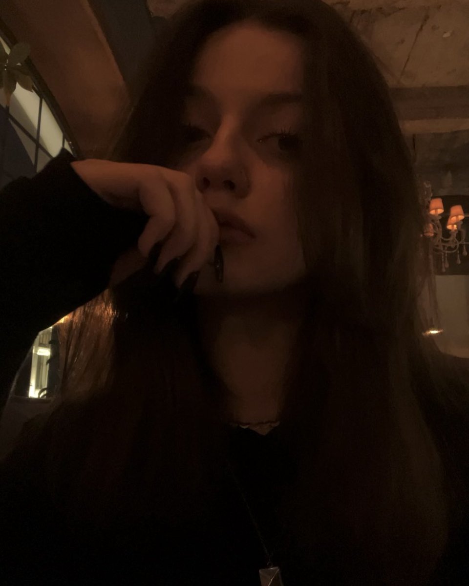 Tomiiiiskr's tweet photo. сегодня просто приятный вечер☺️ https://t.co/q1V4bn99VF