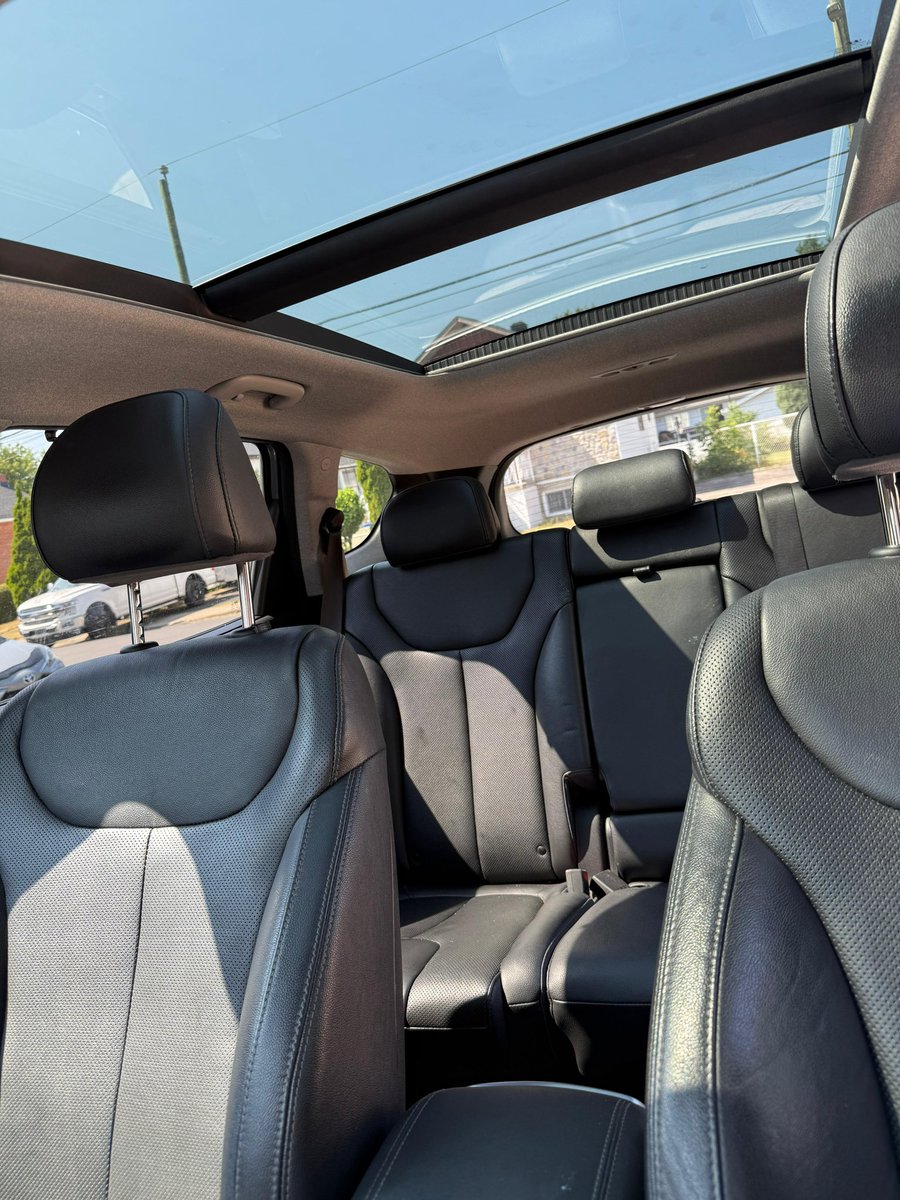 occkin's tweet photo. 🚘 HYUNDAI SANTA FE
💰 PRIX : 21.500$🔥🔥🔥
📅 Année : 2018
⚙️ Boîte : Automatique
🚘 Volant : Gauche
⛽ Carburant : Essence
❄️ Climatisation : OK
🌞 Toit : Panoramique
📊 Kilométrage : 32.453 km
📍 Localisation : Ngaliema Pigeon
📞 Contact : 0829951769
#kinshasa #drc https://t.co/yV2LtRKlTd