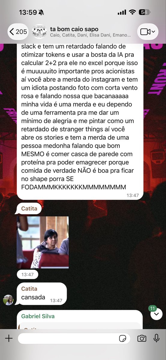 ceciliavpclark's tweet photo. hoje ela acordou precisando falar uma coisa ou outra https://t.co/fazPb17MQ9